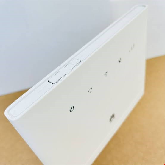 مودم روتر بی سیم 4G LTE هوآوی مدل CPE B315